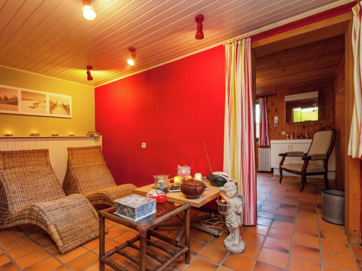 Charming Holiday Home In Malmedy With Sauna Стая снимка