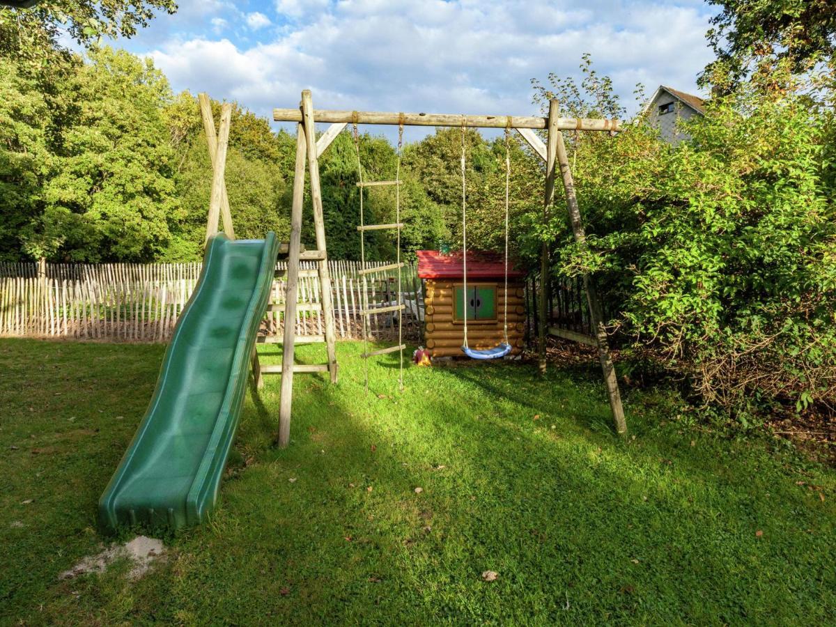 Charming Holiday Home In Malmedy With Sauna Стая снимка