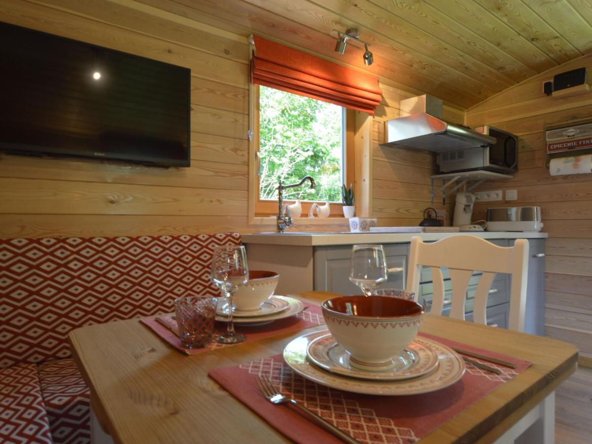 Charming Holiday Home In Malmedy With Sauna Екстериор снимка