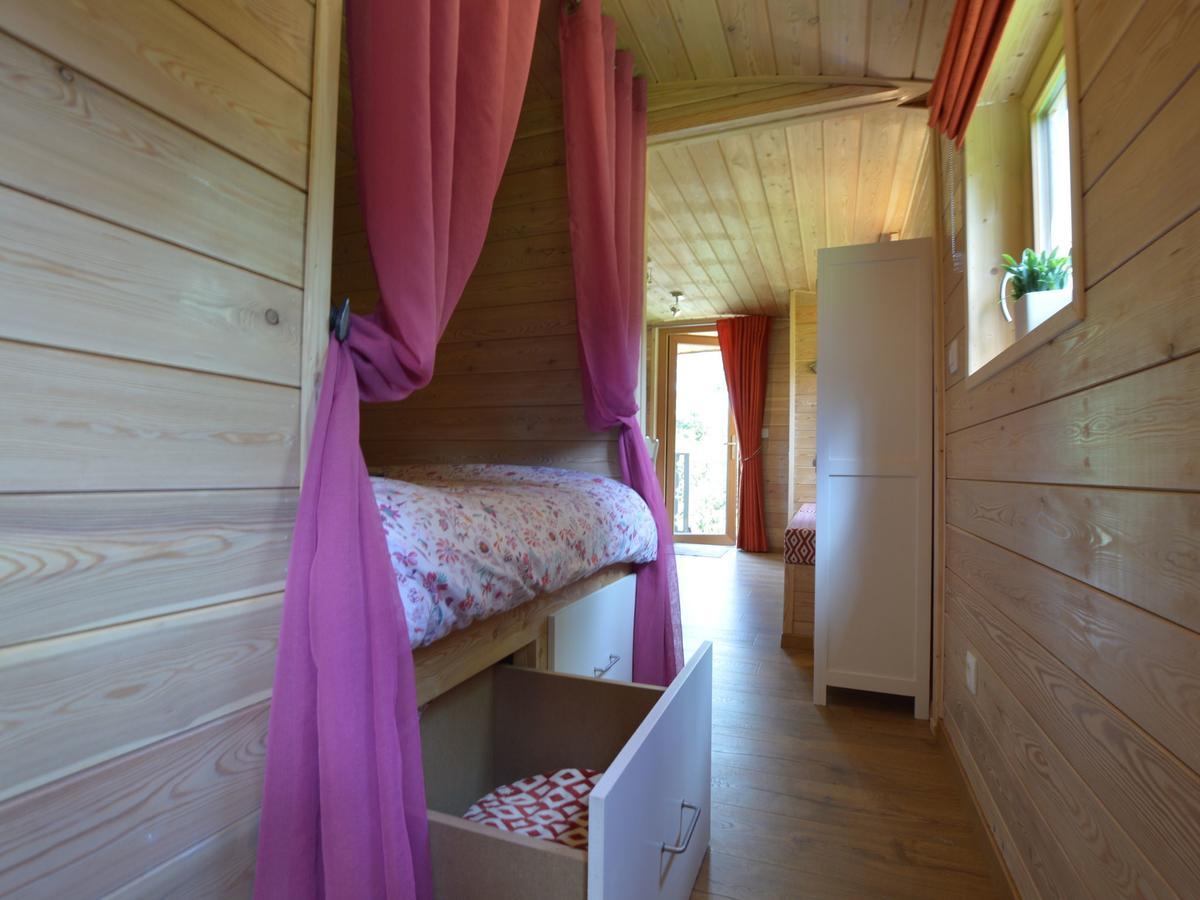 Charming Holiday Home In Malmedy With Sauna Екстериор снимка